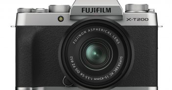 Fujifilm’s X-T200